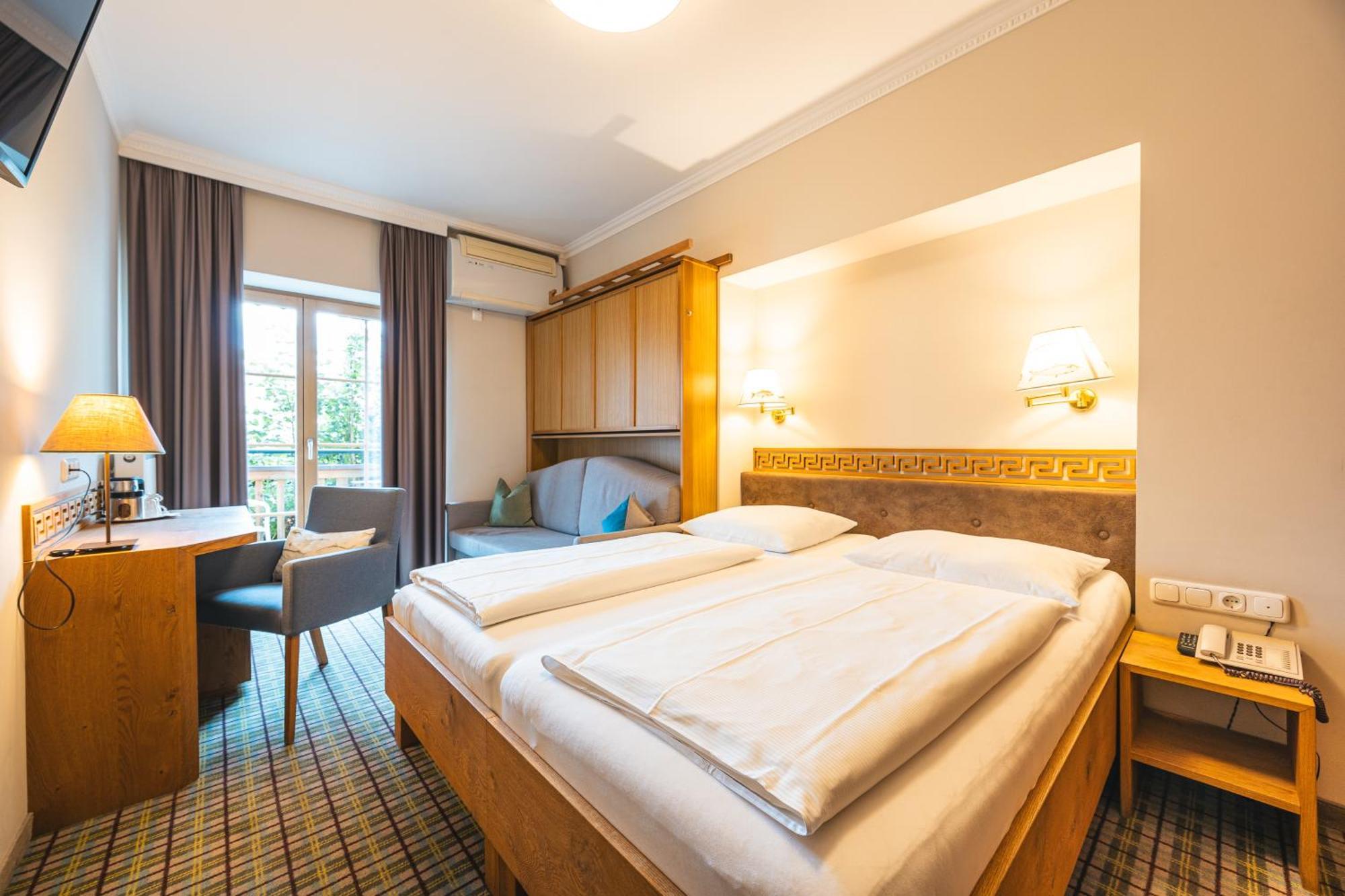 Hotel Fish'inn Zell - Fischerwirt 4*